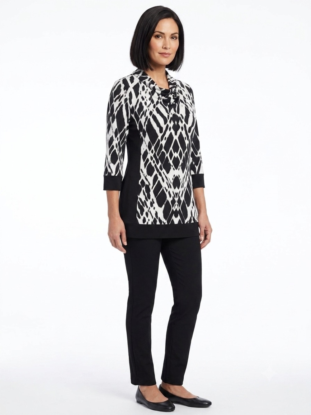 Liz Claiborne NWOT Black and White Draped Print Long Sleeve Top Stretchy Comfy